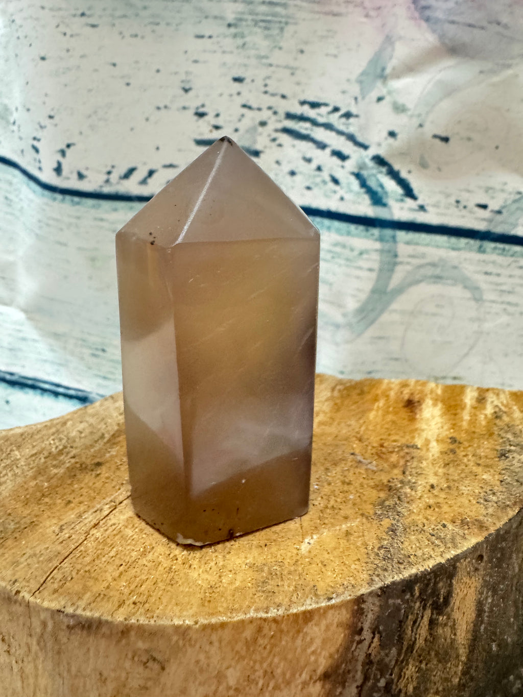 Agate with natural inclusion