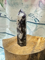 Quartz tower with natural inclusions
