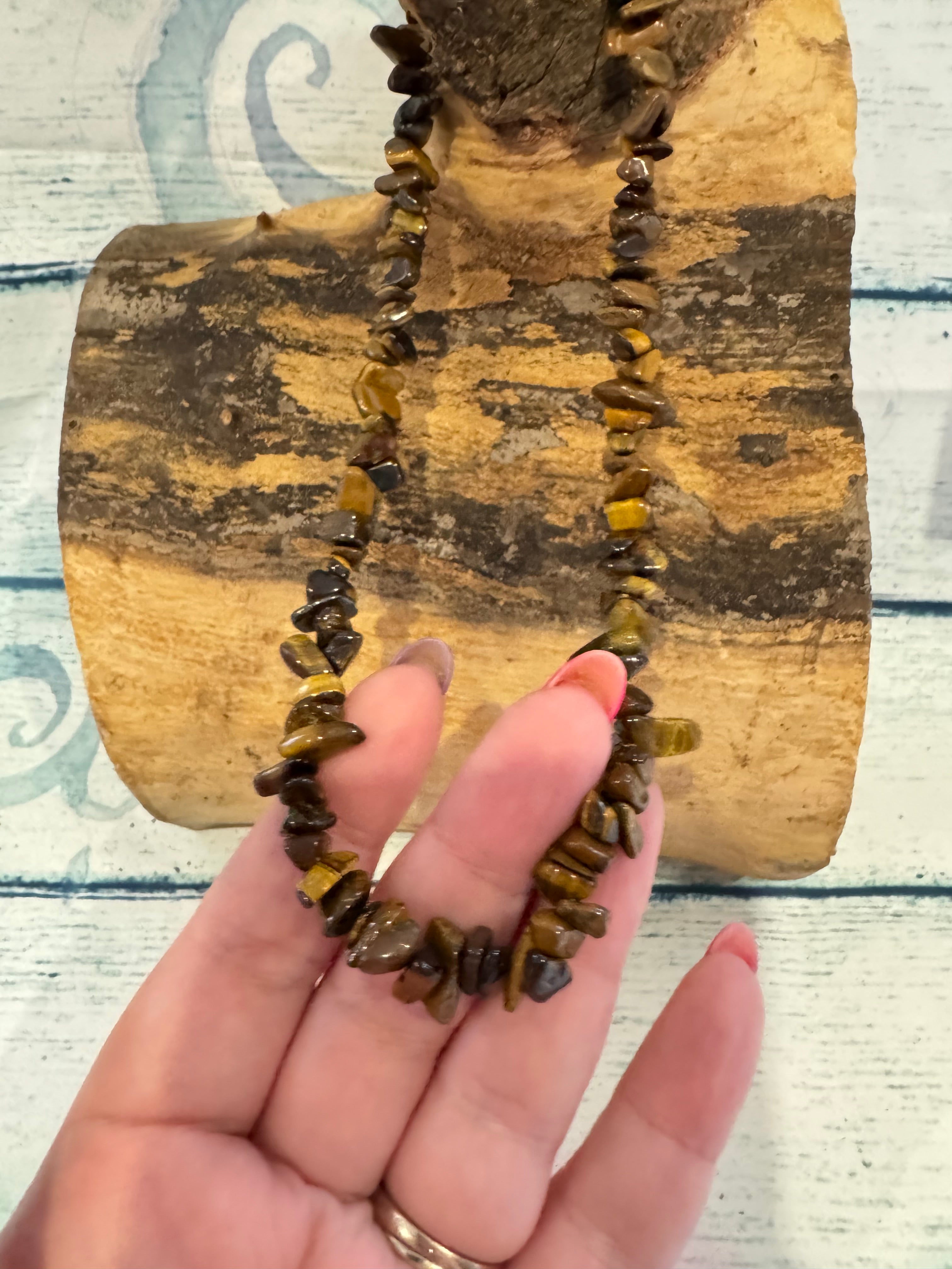 Tigers eye chip necklace