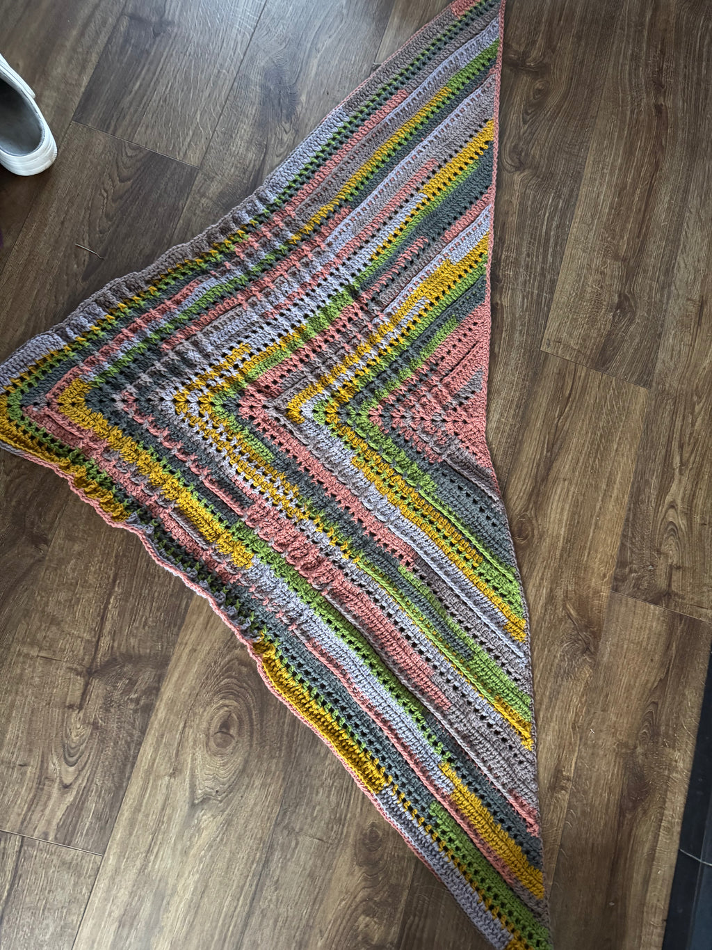 Crocheted arrow shawl