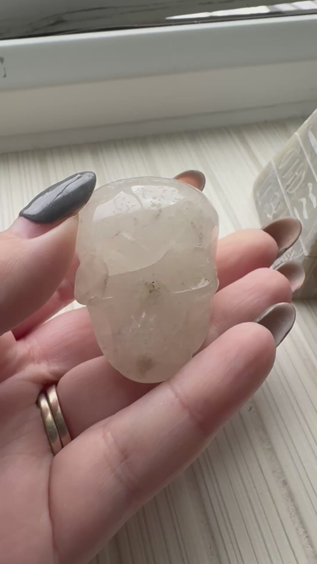 Quartz carved crystal skull